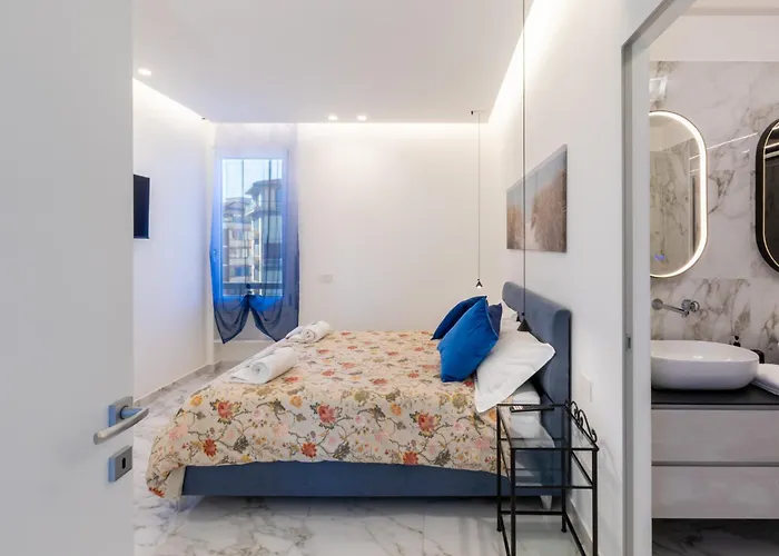 Luxury Oasis Penthouse In Center Φλωρεντία