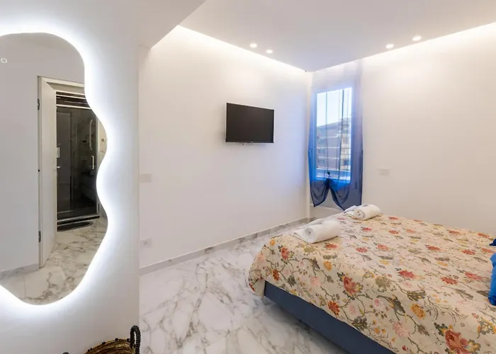 Luxury Oasis Penthouse In Center Φλωρεντία